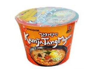 MACARRAO INSTANTANEO NONGSHIM SABOR BATATA PICANTE 100 GR